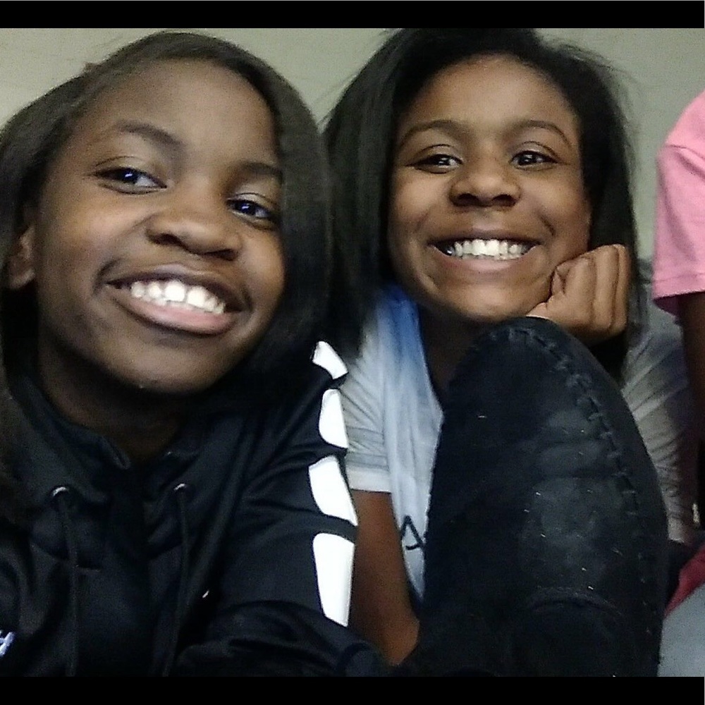 Meet your Posher, Khalia